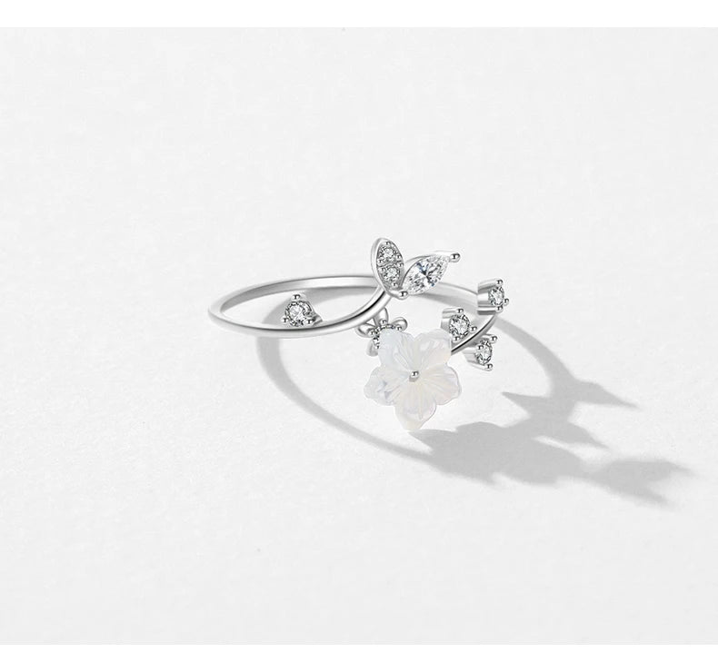 Bague Fleur Blanche