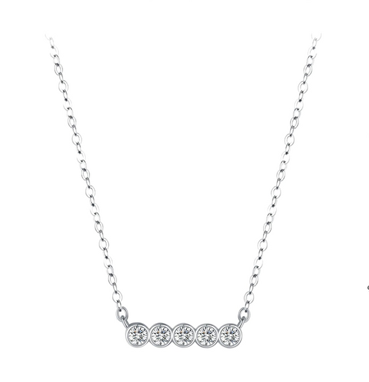 Collier Moissanite Élégance Linéaire