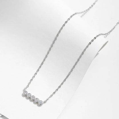 Collier Moissanite Élégance Linéaire