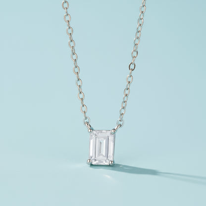 Collier Moissanite Taille Emeraude